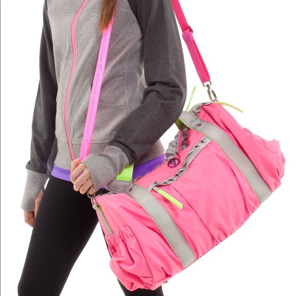 Ivivva Handbags - Ivivva Athletica Courtside Duffle Bag